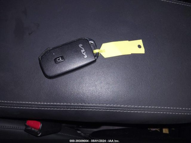 5XYRL4LC8NG087711 KIA SORENTO S