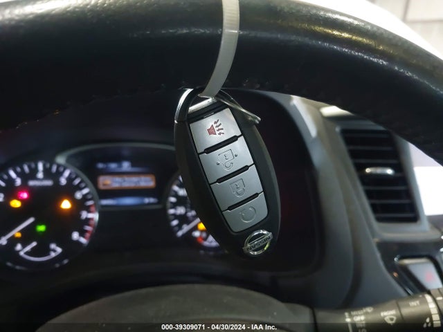 Nissan Pathfinder Sv 2018 5N1DR2MM4JC647013 Image 11