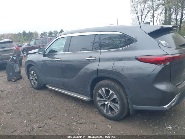 Toyota Highlander Xle 2021 5TDGZRBH5MS529135 Image 14