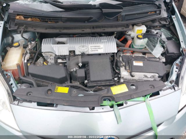JTDKN3DU1E1748864 Toyota Prius Three