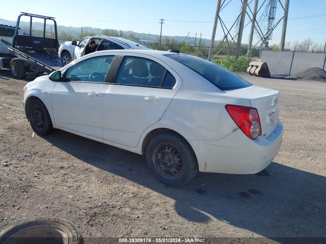 Chevrolet Sonic Ls Auto 2016 1G1JA5SH7G4120066 Image 3