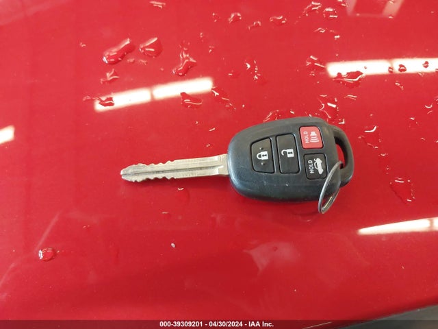 Toyota COROLLA LE 2018 2T1BURHE9JC044751 Image 11