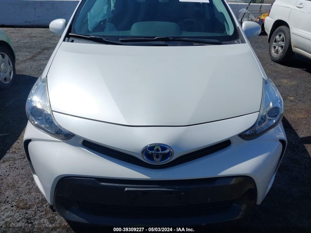 Toyota Prius V Three 2016 JTDZN3EU1GJ049069 Image 12
