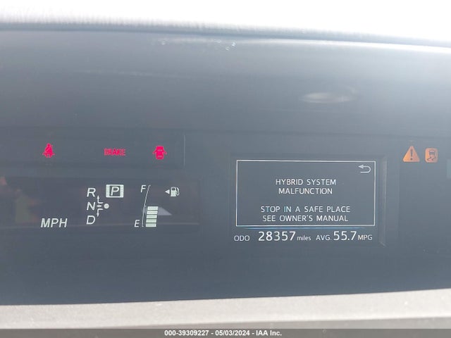 Toyota Prius V Three 2016 JTDZN3EU1GJ049069 Image 7