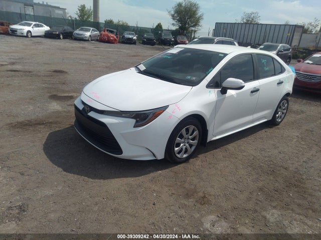 Toyota COROLLA LE 2024 5YFB4MDE7RP102957 Image 2