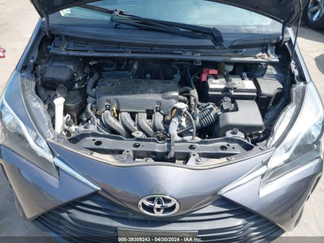 VNKKTUD36JA097333 Toyota YARIS LE