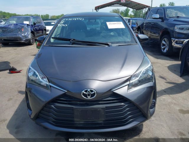 VNKKTUD36JA097333 Toyota YARIS LE
