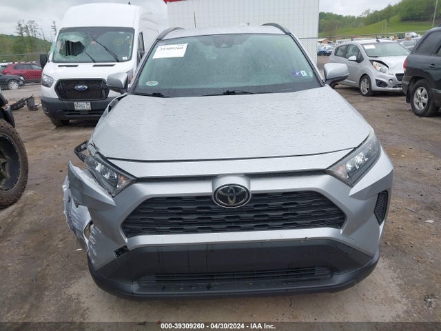 Toyota RAV4 LE 2019 JTMG1RFV2KJ003790 Image 12