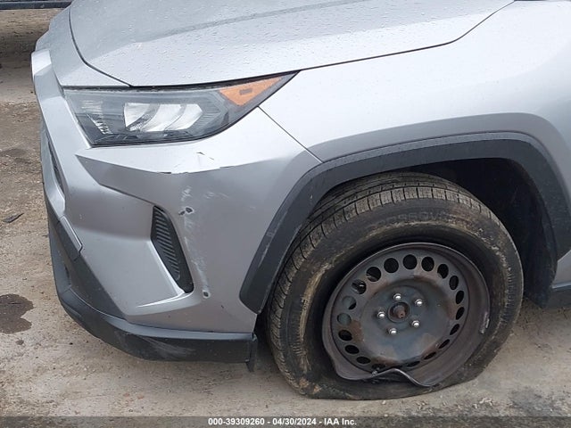 Toyota RAV4 LE 2019 JTMG1RFV2KJ003790 Image 17