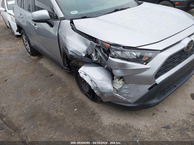 Toyota RAV4 LE 2019 JTMG1RFV2KJ003790 Image 6