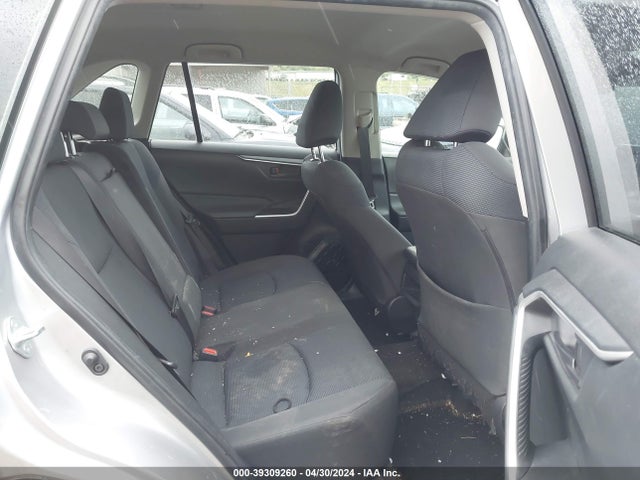 Toyota RAV4 LE 2019 JTMG1RFV2KJ003790 Image 8