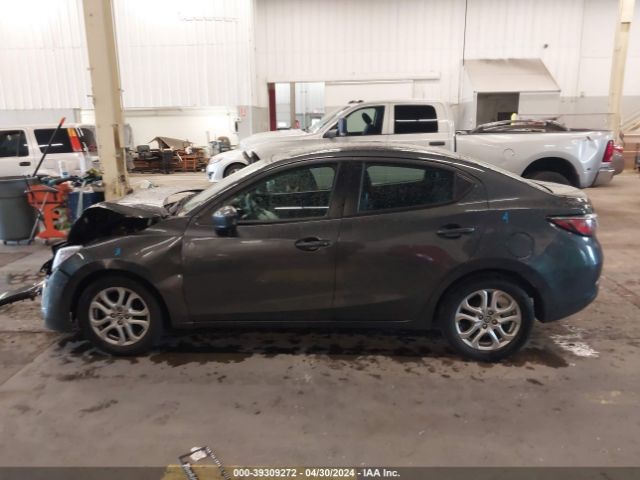 3MYDLBZV5GY143949 Scion IA