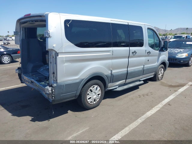 1FMZK1ZM3FKB33177 Ford Transit-150 Xlt