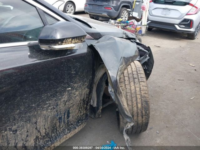3LN6L2G93GR624396 Lincoln MKZ