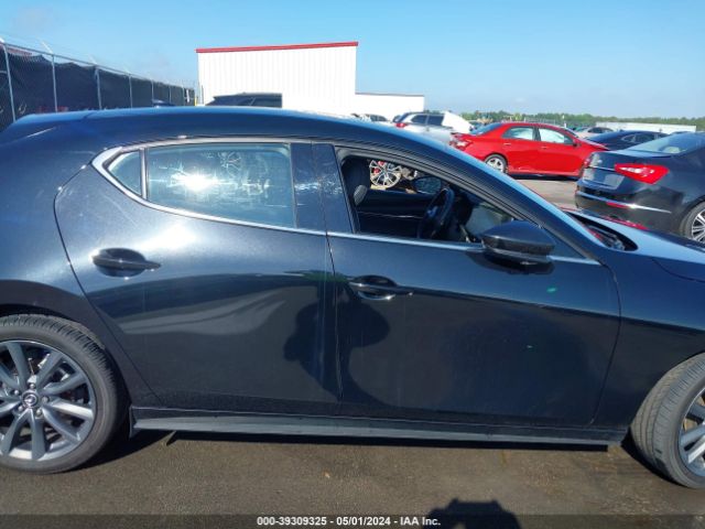 JM1BPANM8K1139215 Mazda Mazda3 Premium Package
