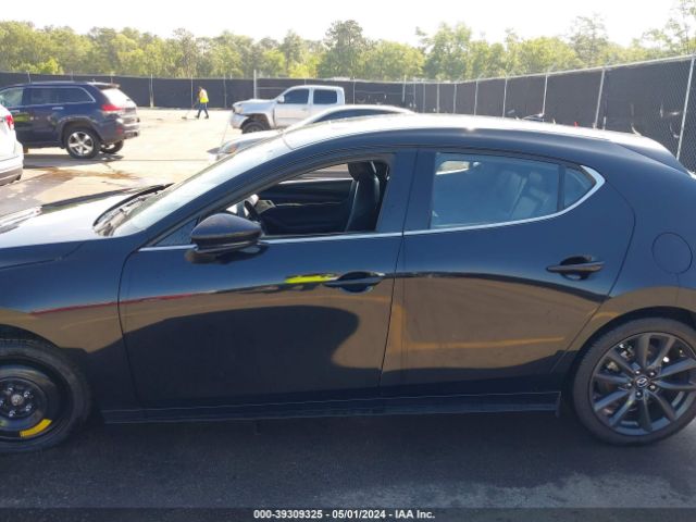 JM1BPANM8K1139215 Mazda Mazda3 Premium Package