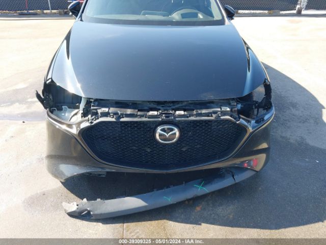JM1BPANM8K1139215 Mazda Mazda3 Premium Package