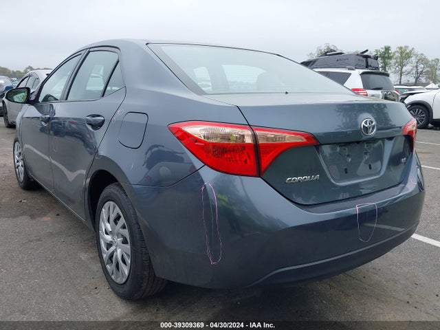 Toyota COROLLA LE 2019 2T1BURHE0KC136493 Image 3