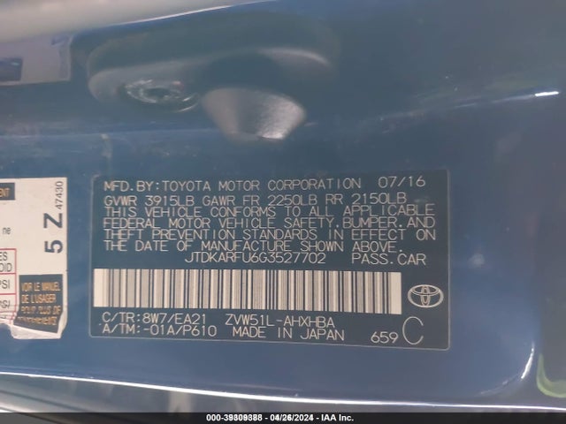 Toyota Prius Three Touring 2016 JTDKARFU6G3527702 Image 9