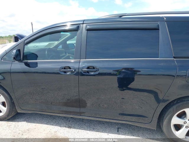 Toyota Sienna Le 8 Passenger 2015 5TDKK3DC2FS563114 Image 15