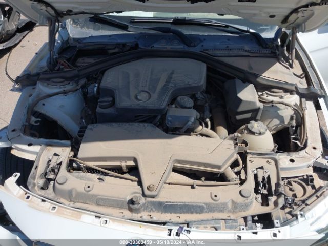 WBA8A9C57GK615829 BMW 320i