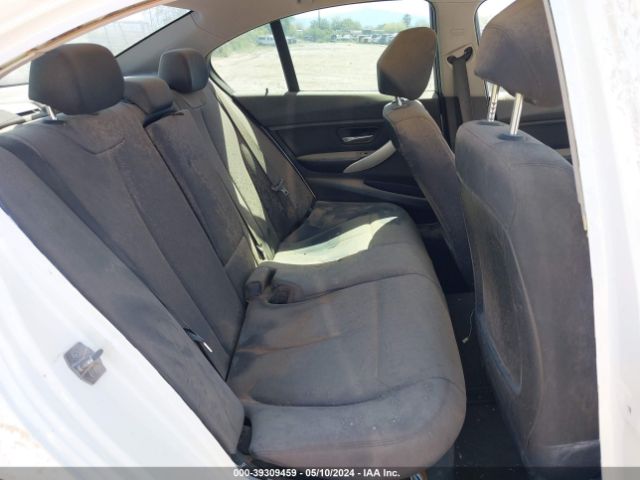 WBA8A9C57GK615829 BMW 320i