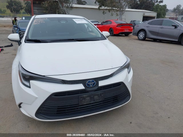 Toyota Corolla Hybrid Le 2023 JTDBCMFE0P3005332 Image 13