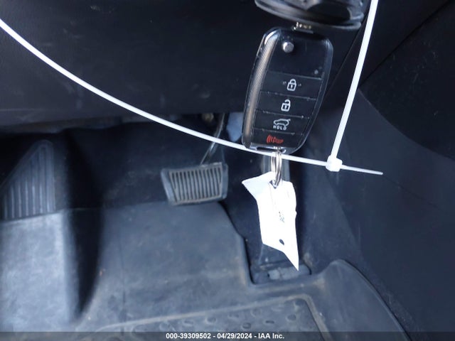 KIA Soul 2019 KNDJN2A25K7016609 Image 11