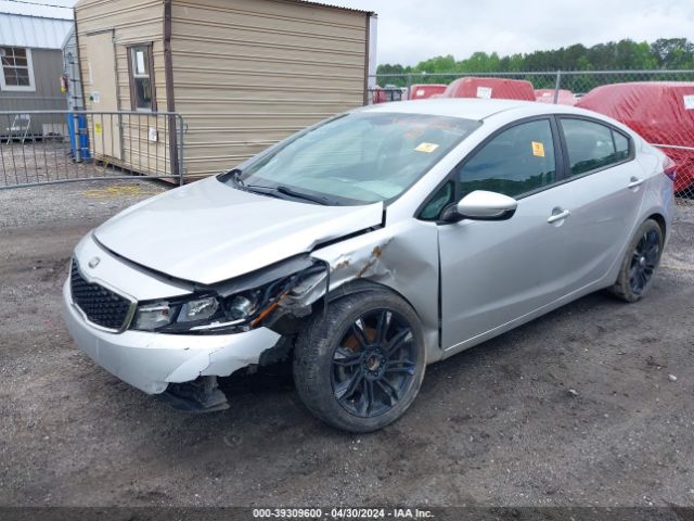 3KPFK4A71HE012586 KIA FORTE LX