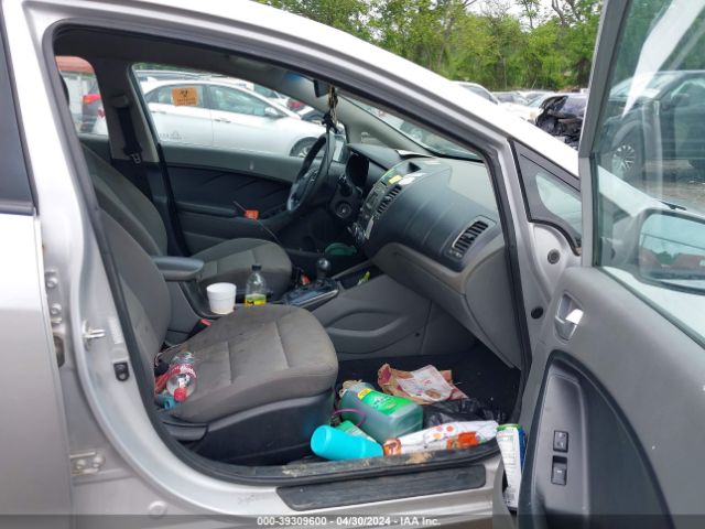 3KPFK4A71HE012586 KIA FORTE LX