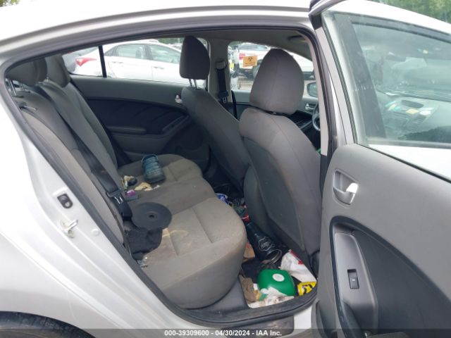 3KPFK4A71HE012586 KIA FORTE LX