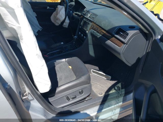 1VWCV7A31FC082082 Volkswagen Passat 2.0l Tdi Sel Premium