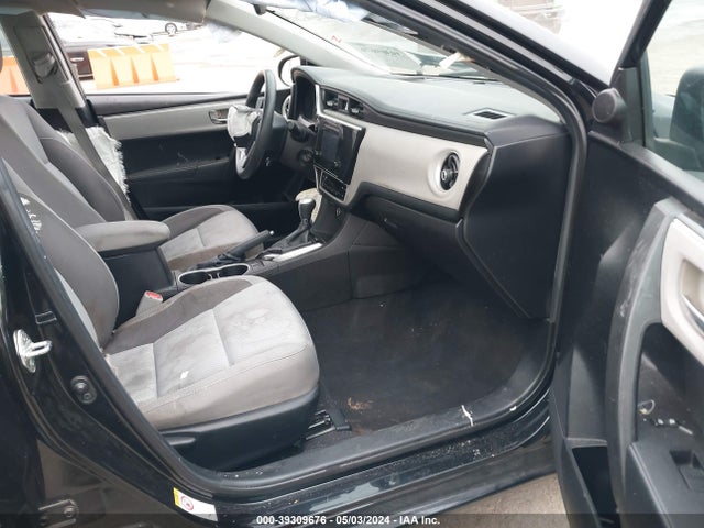 Toyota COROLLA LE 2018 5YFBURHEXJP794899 Image 5