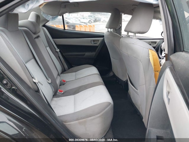 Toyota COROLLA LE 2018 5YFBURHEXJP794899 Image 8