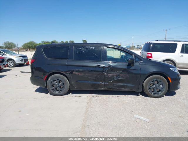 2C4RC1S73NR137123 Chrysler Pacifica Hybrid Limited