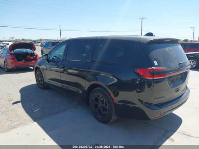 2C4RC1S73NR137123 Chrysler Pacifica Hybrid Limited
