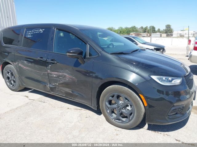 2C4RC1S73NR137123 Chrysler Pacifica Hybrid Limited