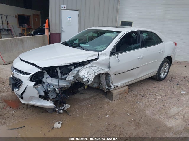 Chevrolet MALIBU 1LT 2015 1G11C5SL7FF218208 Image 2