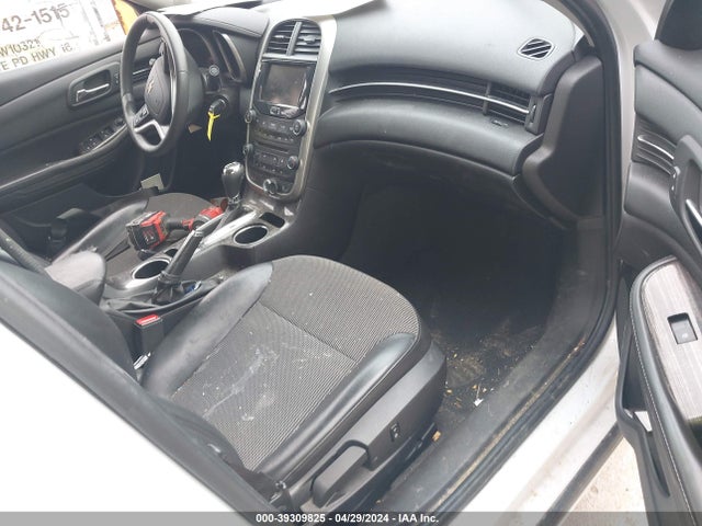 Chevrolet MALIBU 1LT 2015 1G11C5SL7FF218208 Image 5