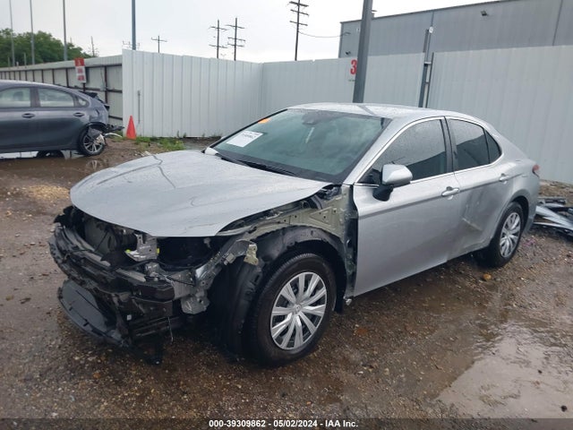Toyota CAMRY LE 2021 4T1C31AK4MU562634 Image 2
