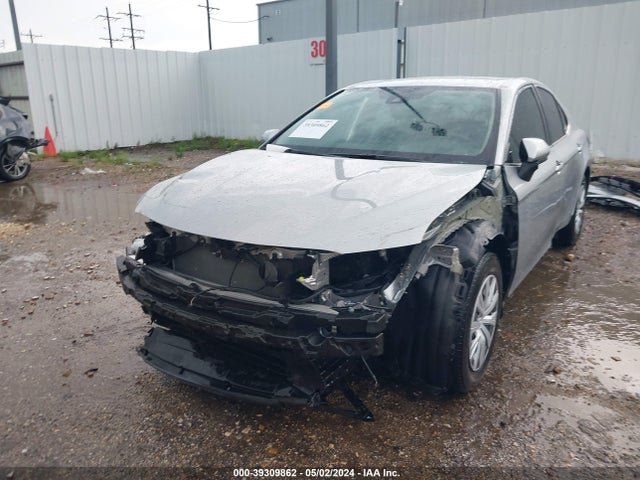 Toyota CAMRY LE 2021 4T1C31AK4MU562634 Image 6