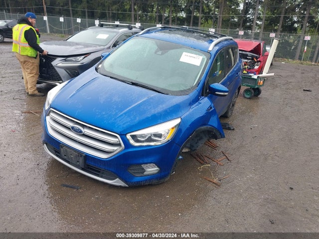 Ford Escape Titanium 2017 1FMCU9J97HUA23777 Image 2