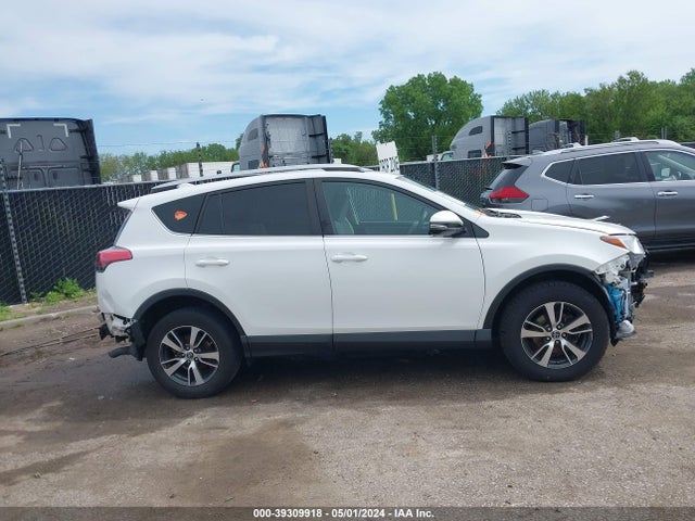 Toyota Rav4 Xle 2016 2T3RFREV9GW468815 Image 14