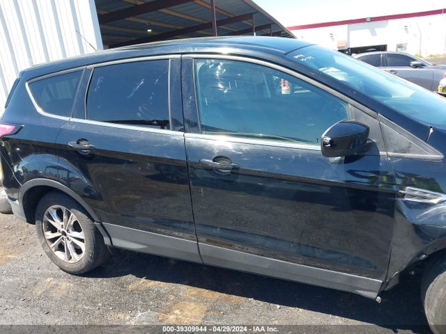 Ford ESCAPE SE 2017 1FMCU0G91HUB04390 Image 14