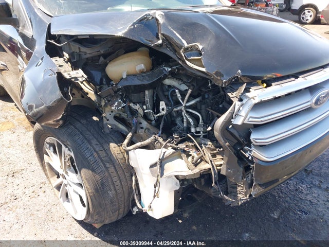 Ford ESCAPE SE 2017 1FMCU0G91HUB04390 Image 6