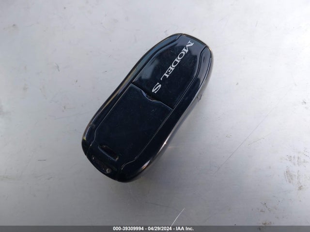 Tesla Model S 60/70/75/85 2016 5YJSA1E15GF148573 Image 11