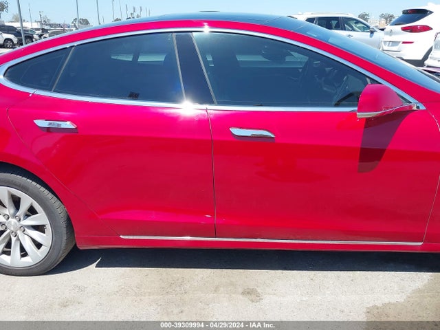 Tesla Model S 60/70/75/85 2016 5YJSA1E15GF148573 Image 13