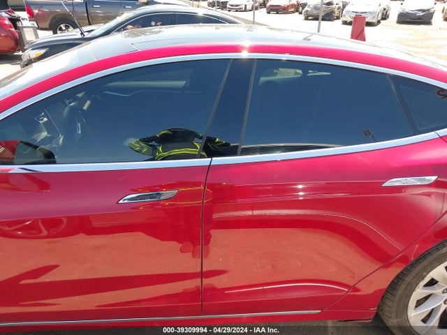 Tesla Model S 60/70/75/85 2016 5YJSA1E15GF148573 Image 14