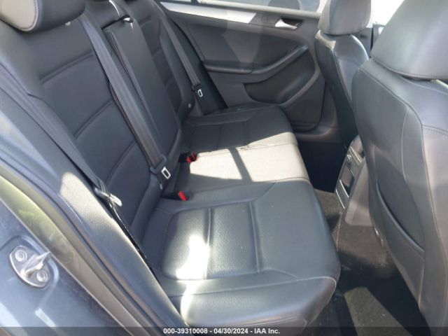 3VWDB7AJ7HM324886 Volkswagen Jetta 1.4t Se