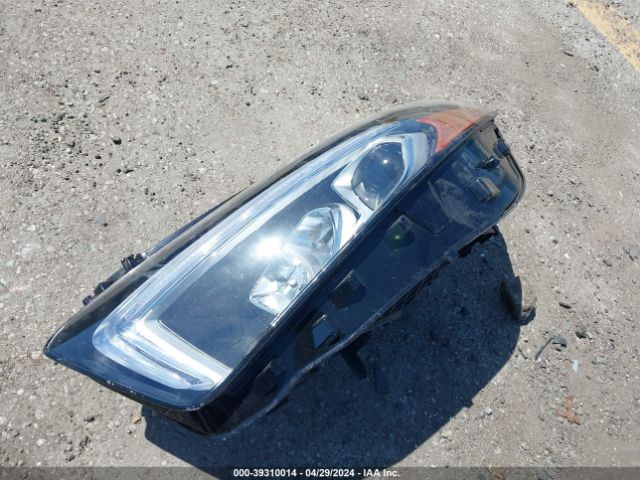 W1K3G4EB5NJ364688 Mercedes-Benz A 220